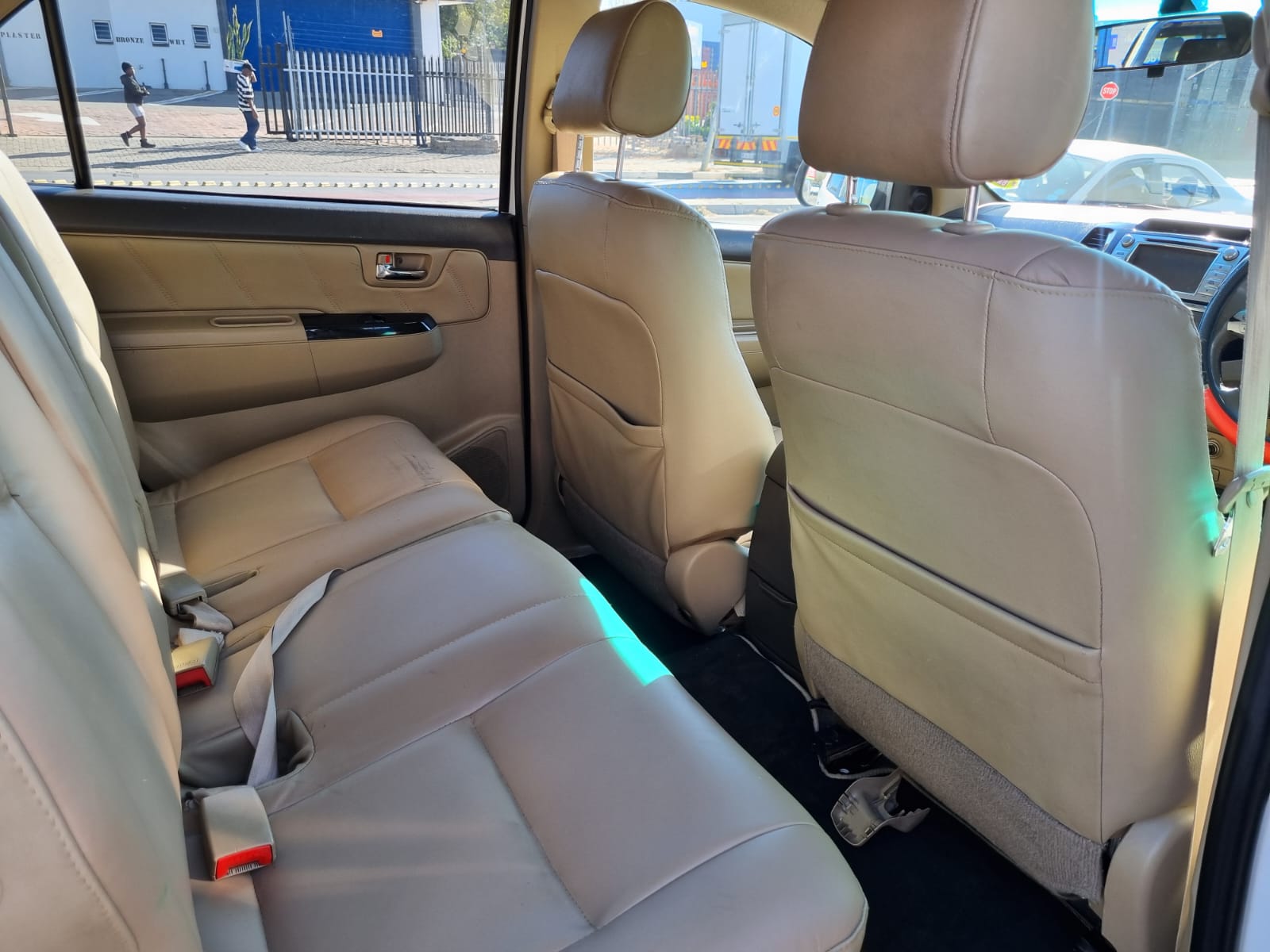 
								2012 Toyota Fortuner 3.0 D-4D 4×4 Automatic – R255 000 full									