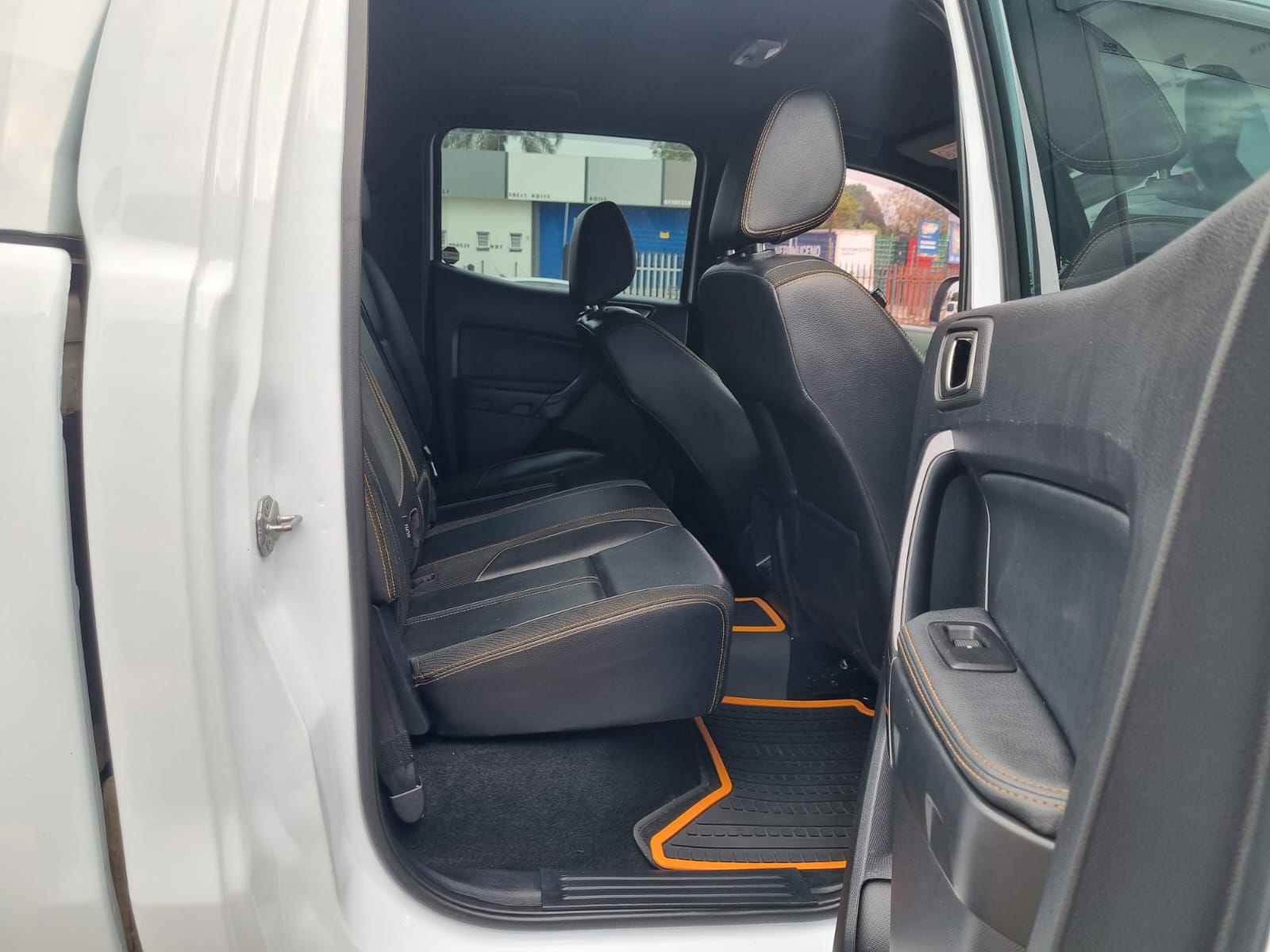 
								2020 Ford Ranger Wildtrak 2.0 4×4 Automatic Double Cab – R395 000 full									