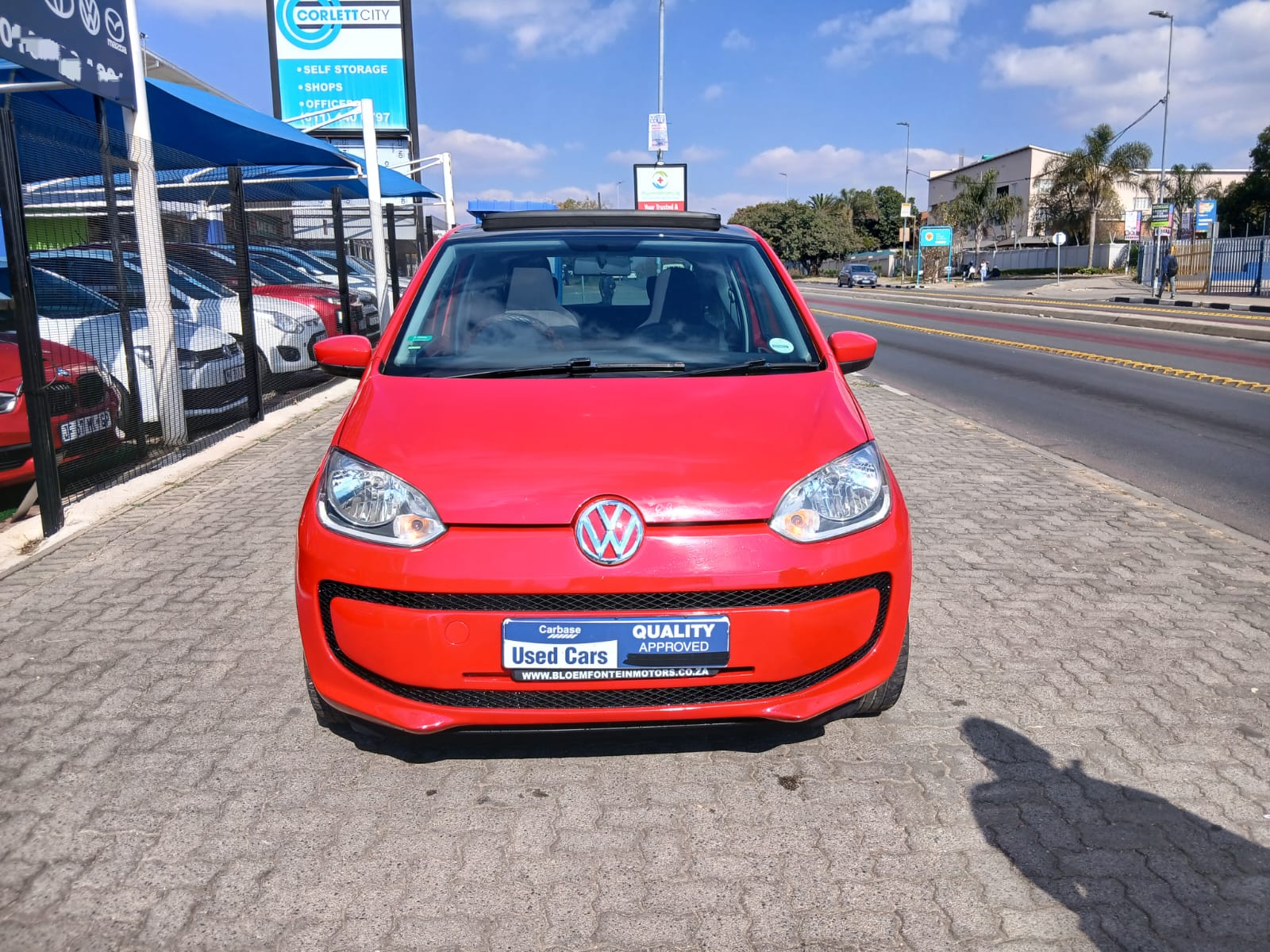 
								2016 Volkswagen UP! 1.0 Manual – R115 000 full									