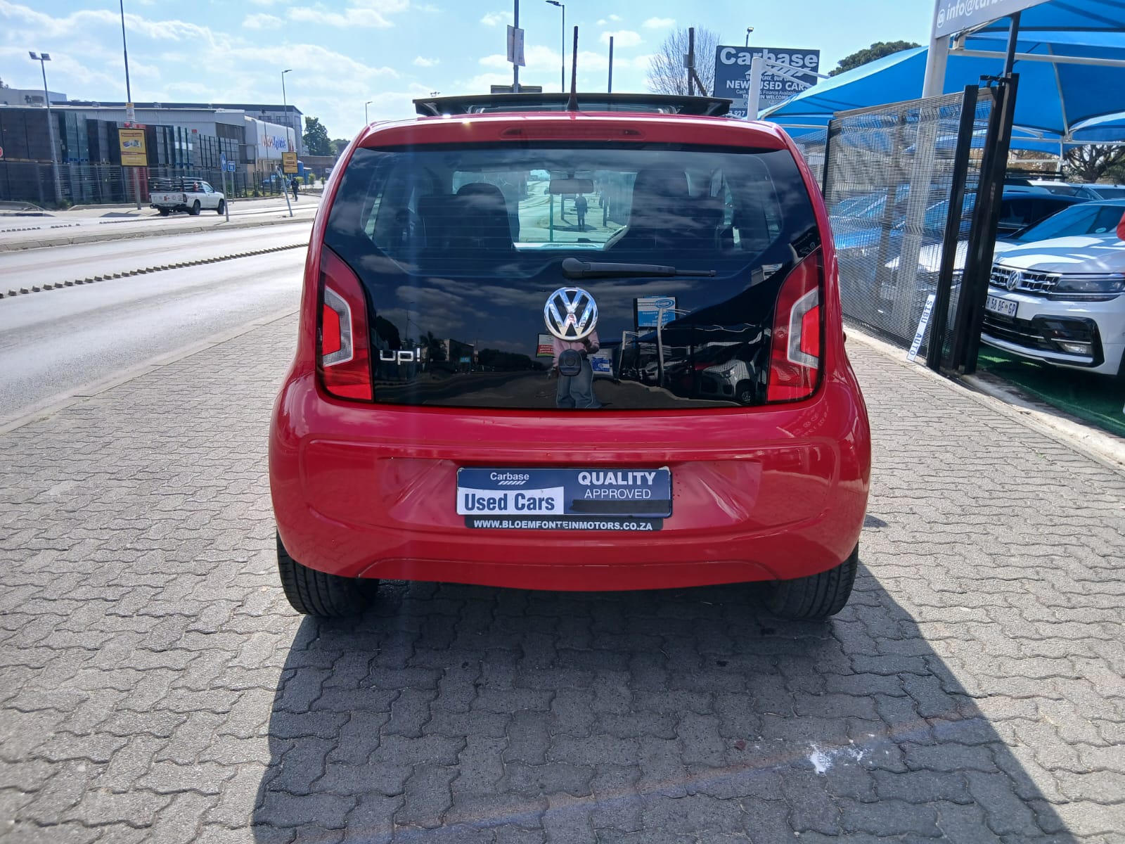 
								2016 Volkswagen UP! 1.0 Manual – R115 000 full									