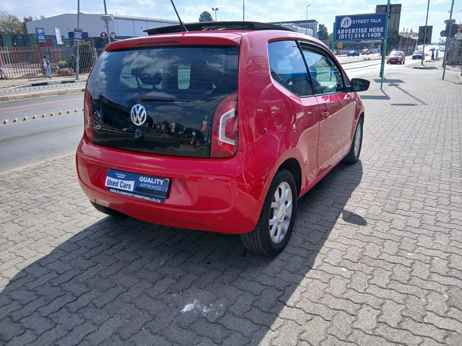 
								2016 Volkswagen UP! 1.0 Manual – R115 000 full									