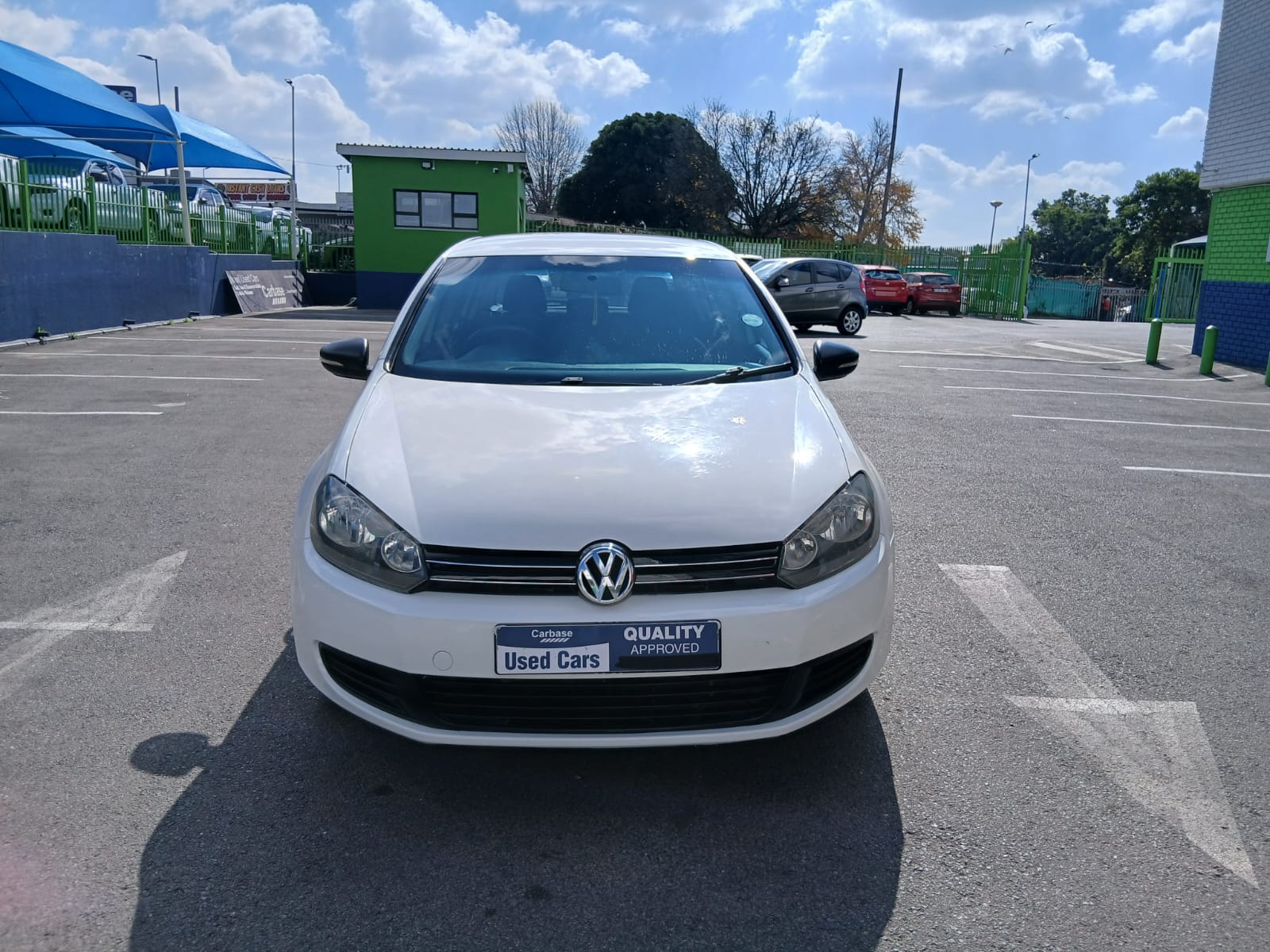 
								2010 Volkswagen Golf 6 1.6 TSI Manual – R110 000 full									