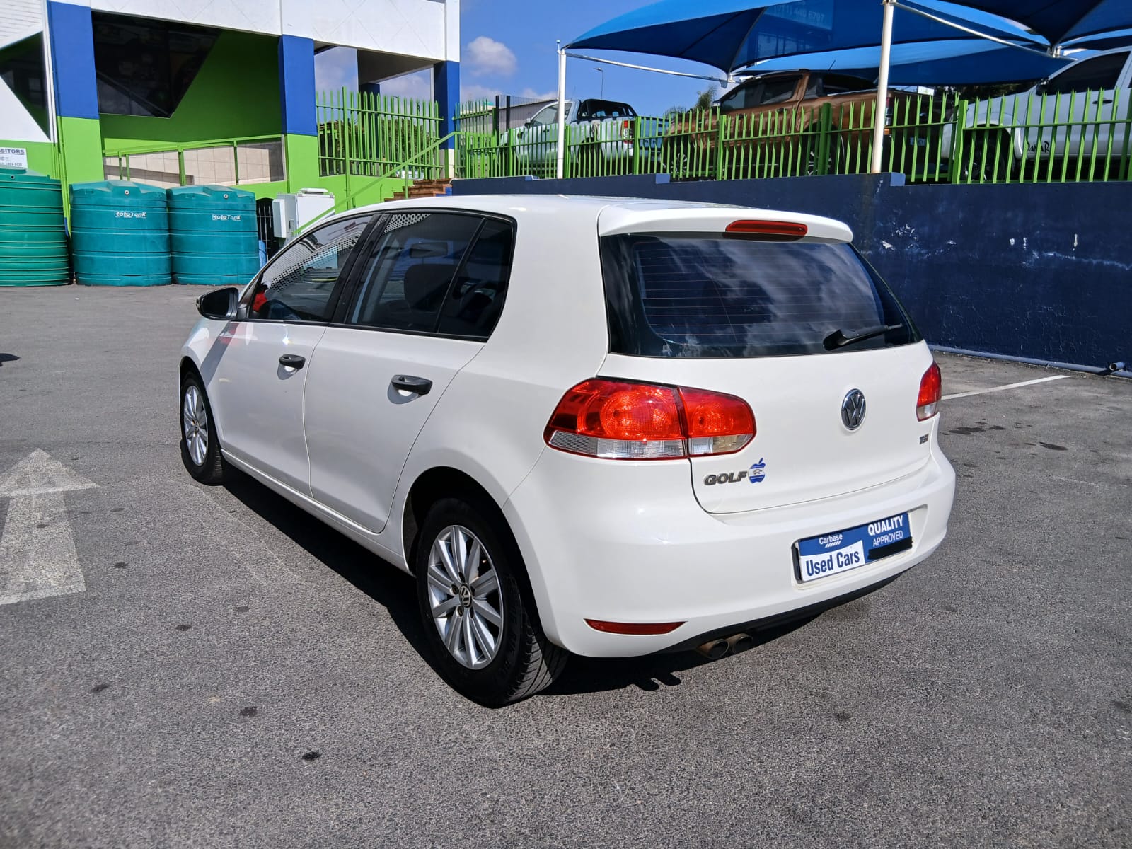 
								2010 Volkswagen Golf 6 1.6 TSI Manual – R110 000 full									