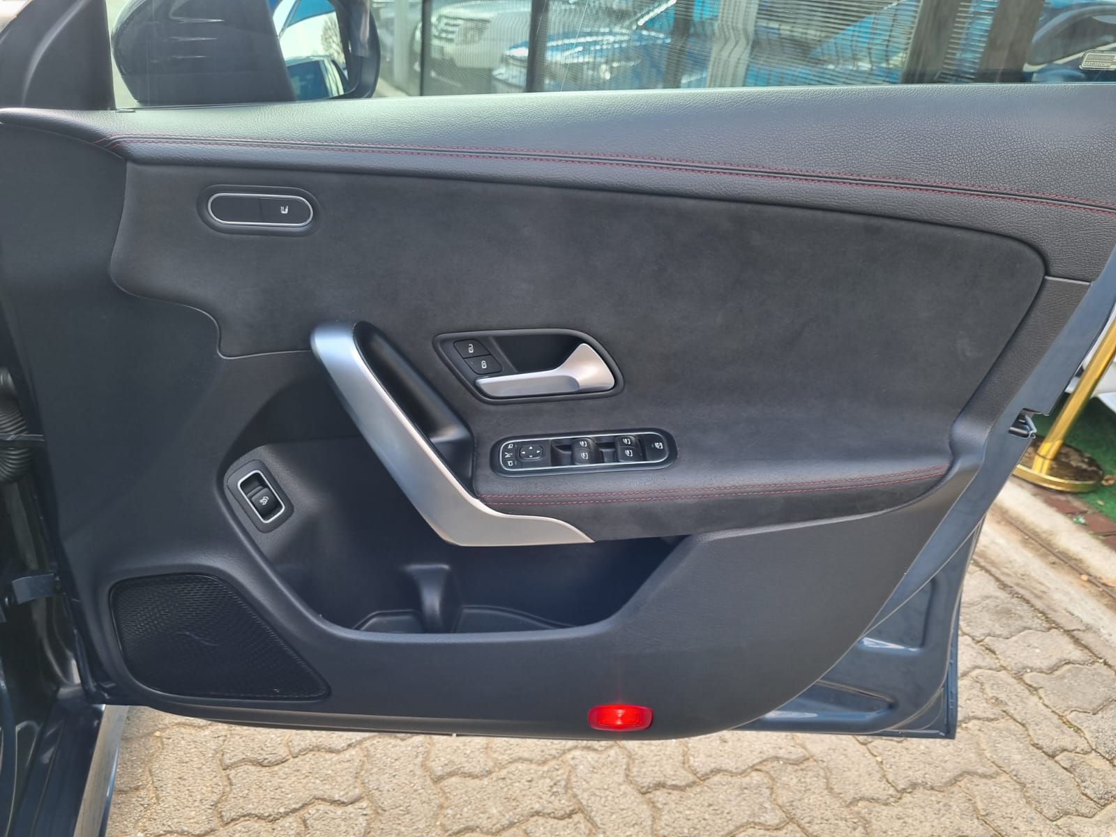 
								2021 Mercedes-Benz CLA 200d Automatic – R450 000 full									
