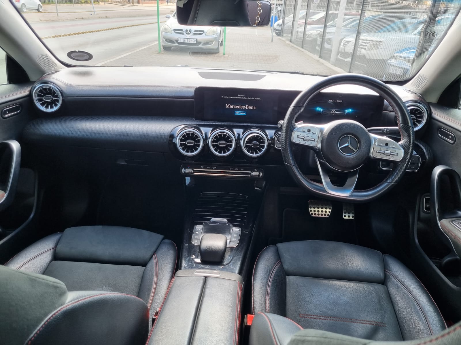 
								2021 Mercedes-Benz CLA 200d Automatic – R450 000 full									