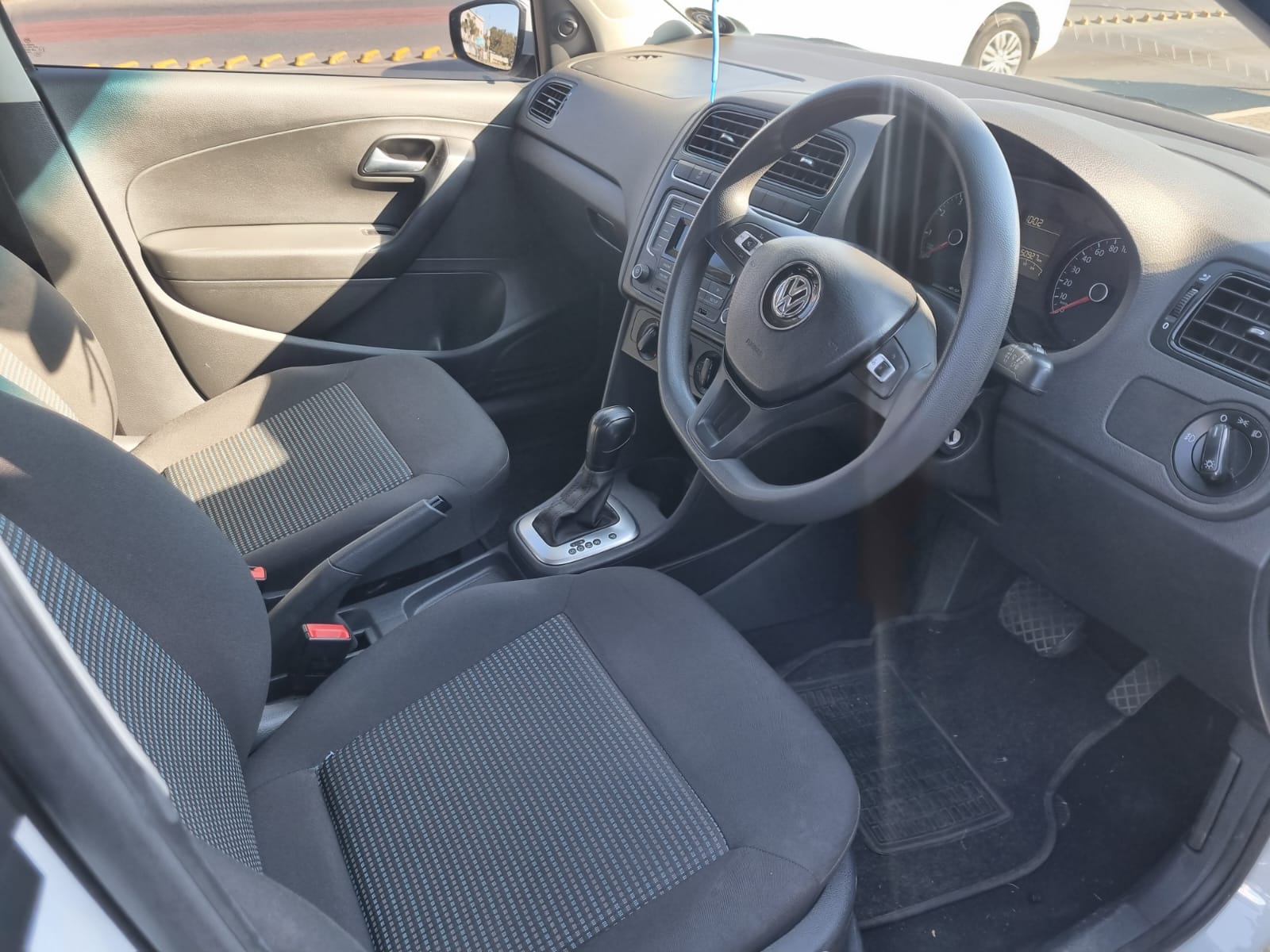 
								2020 Volkswagen Polo Vivo 1.6 Automatic – R195 000 full									