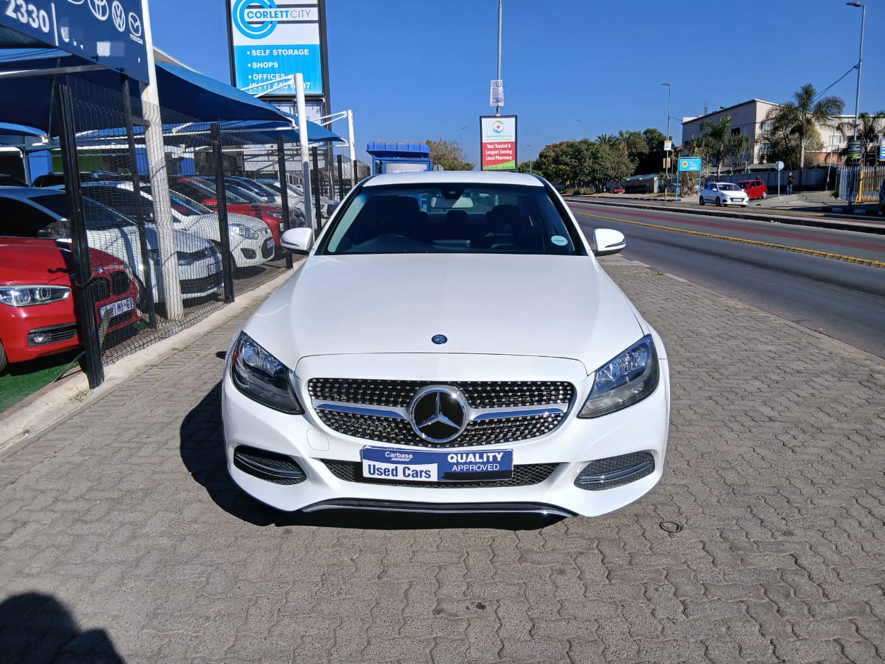 
								2014 Mercedes-Benz C180 Automatic – R255 000 full									