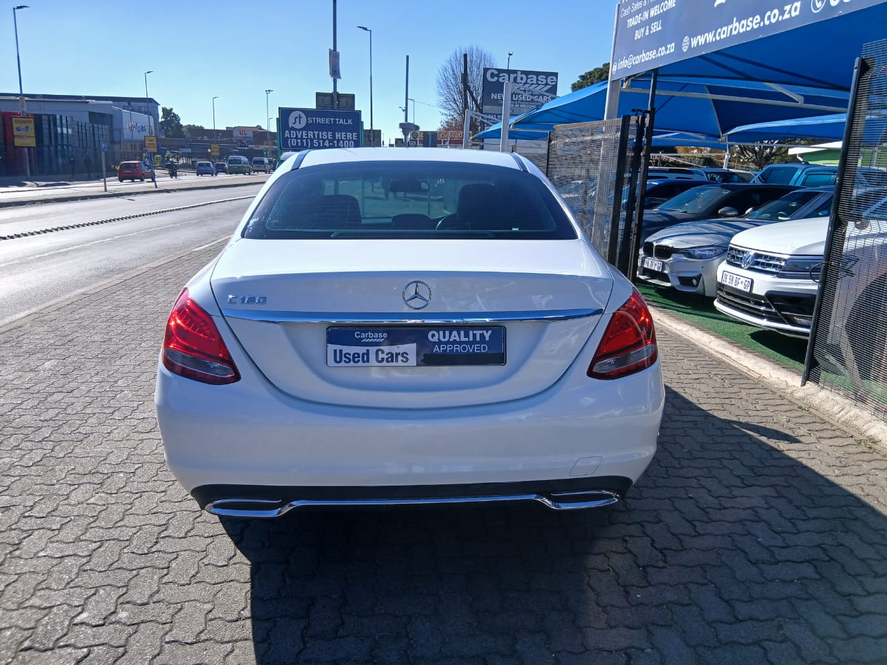 
								2014 Mercedes-Benz C180 Automatic – R255 000 full									