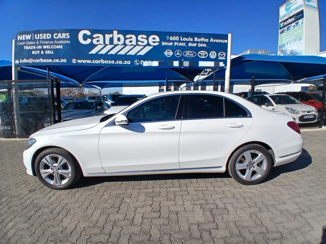 
								2014 Mercedes-Benz C180 Automatic – R255 000 full									