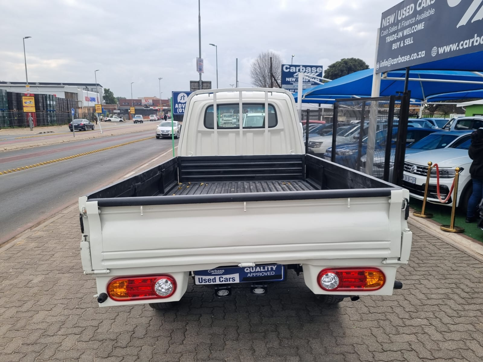 
								2015 Hyundai H100 2.6 Diesel Manual For Sale – R165,000 full									