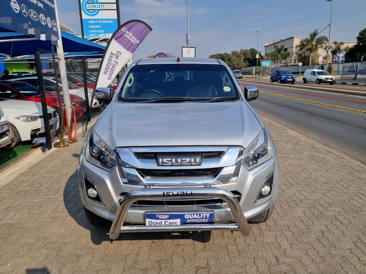 
								2016 Isuzu KB300 Double Cab Automatic Diesel For Sale – R290,000 full									
