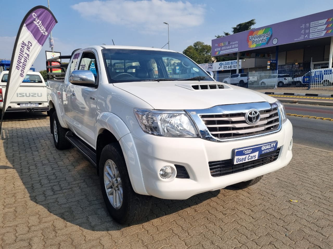 
								2014 Toyota Hilux 3.0 D-4D 4×4 Extra Cab Manual For Sale – R260,000 full									