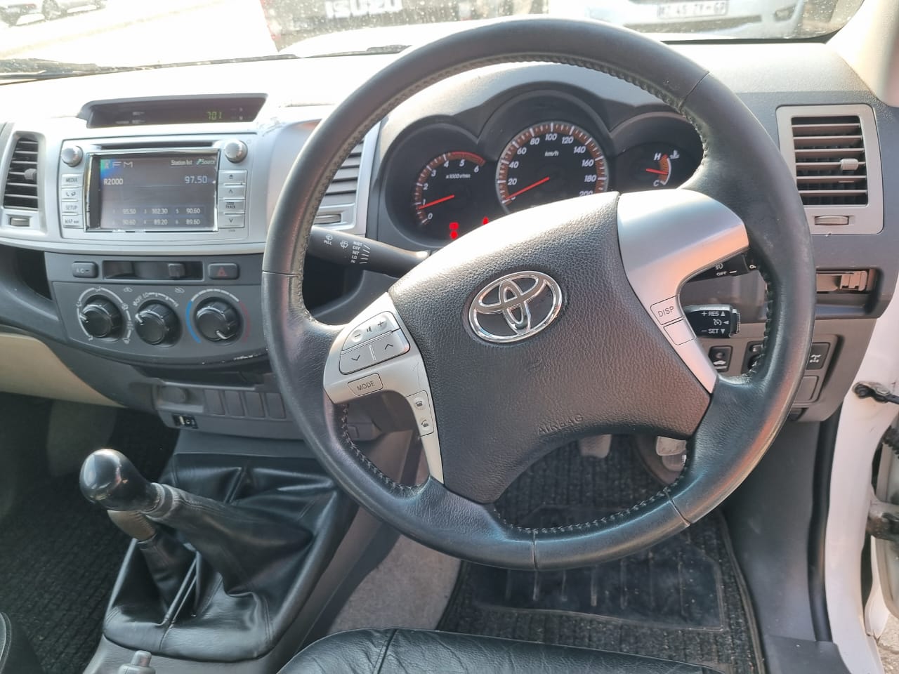 
								2014 Toyota Hilux 3.0 D-4D 4×4 Extra Cab Manual For Sale – R260,000 full									