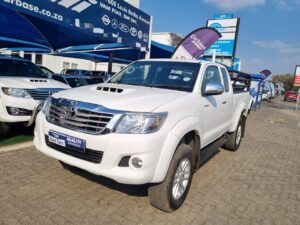2014 Toyota Hilux 3.0 D-4D 4×4 Extra Cab Manual For Sale – R260,000
