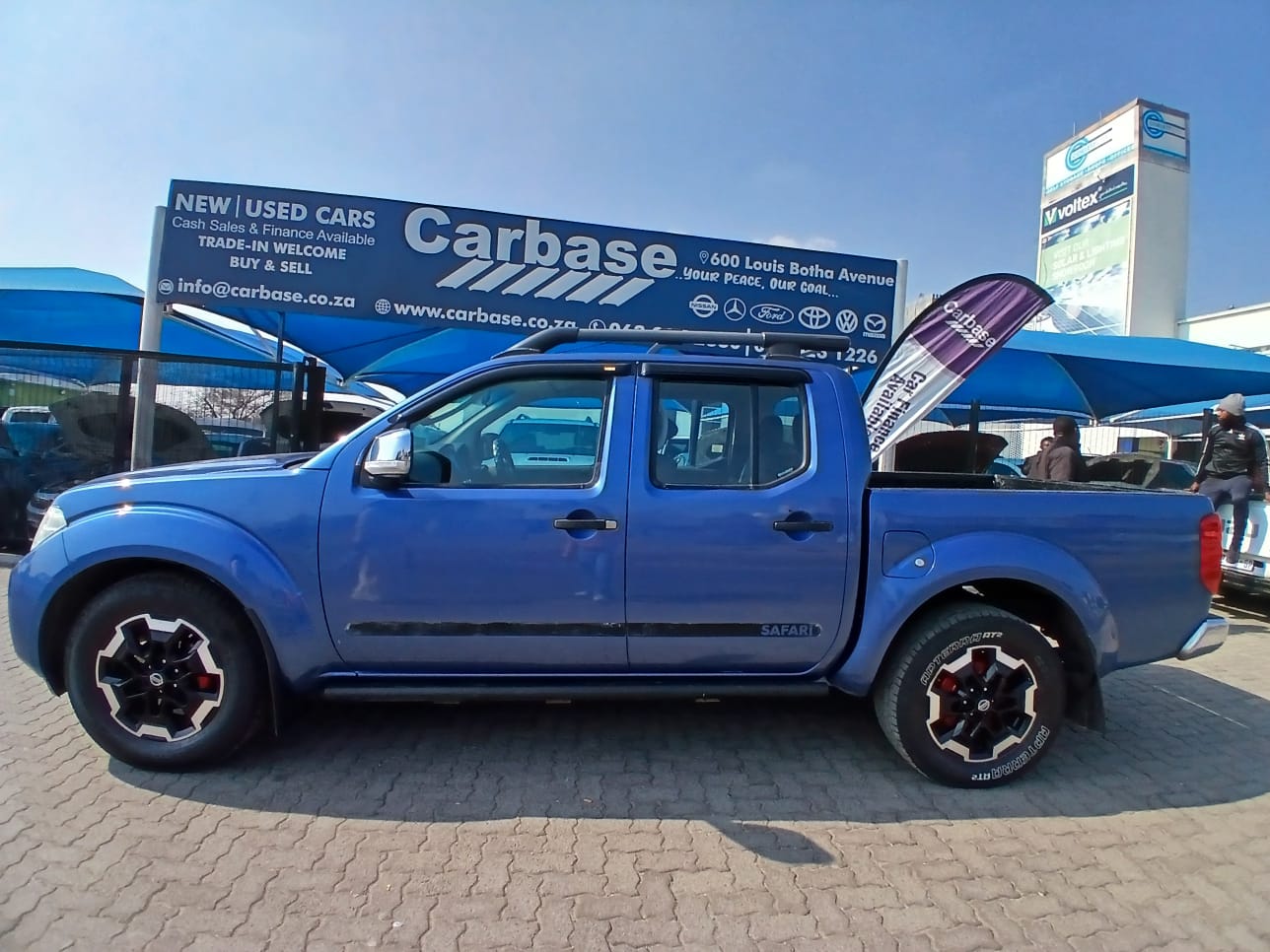 
								2014 Nissan Navara 2.5 dCi Double Cab 4×4 Manual For Sale – R150,000 full									