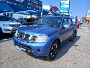 2014 Nissan Navara 2.5 dCi Double Cab 4×4 Manual For Sale – R150,000