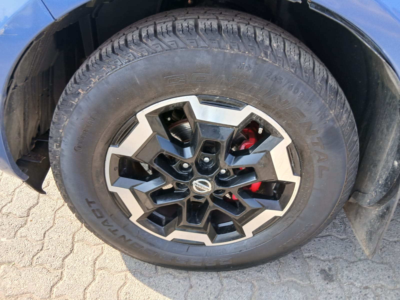 
								2014 Nissan Navara 2.5 dCi Double Cab 4×4 Manual For Sale – R150,000 full									
