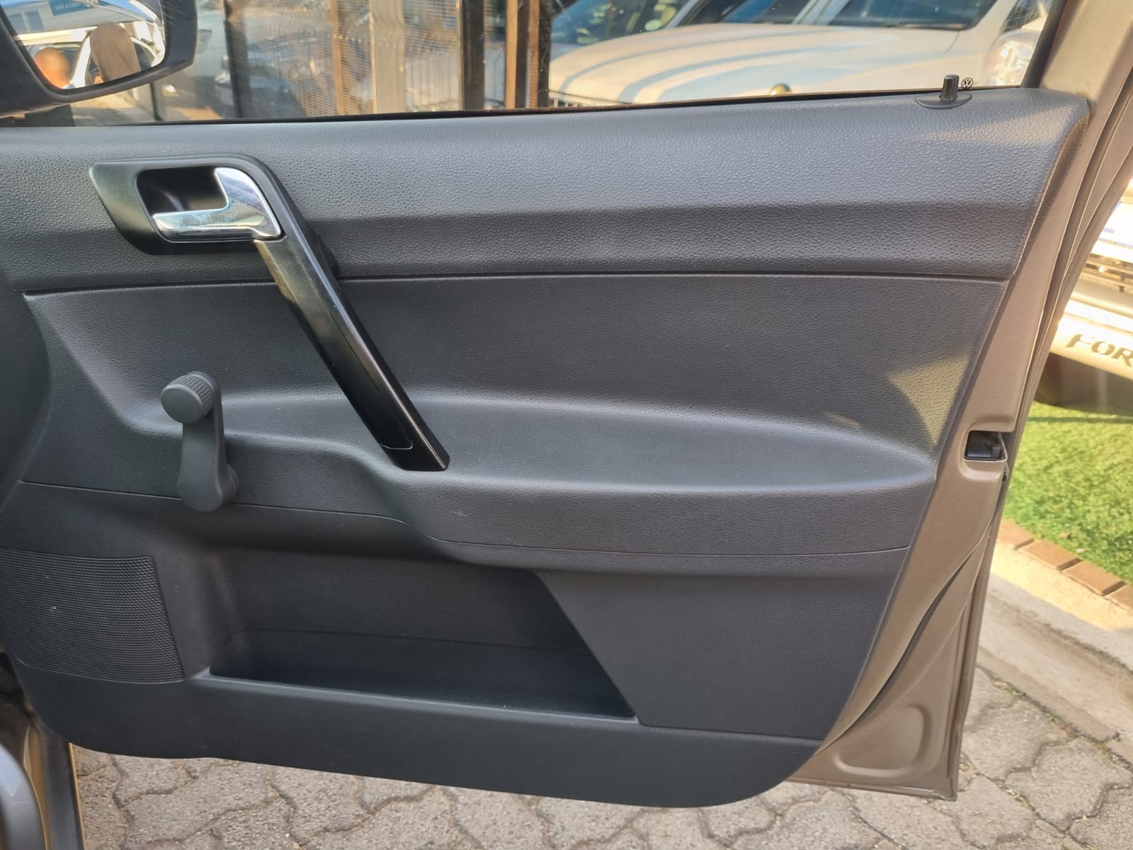 
								2015 Volkswagen Polo Vivo 1.4 Manual For Sale – R150,000 full									