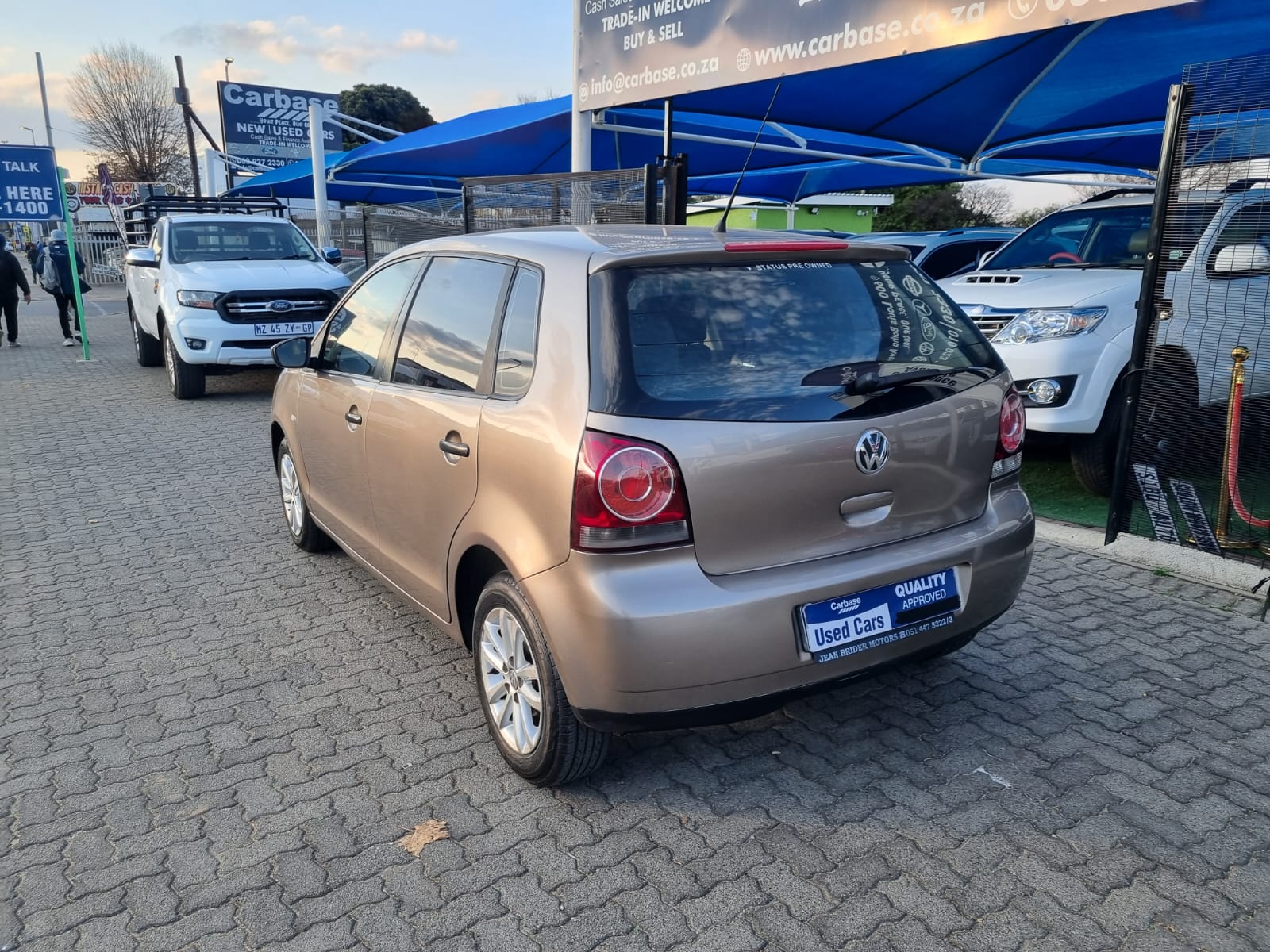 
								2015 Volkswagen Polo Vivo 1.4 Manual For Sale – R150,000 full									