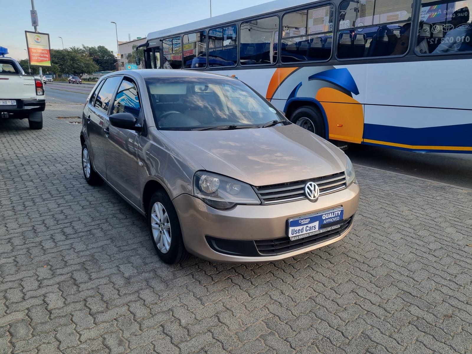 
								2015 Volkswagen Polo Vivo 1.4 Manual For Sale – R150,000 full									