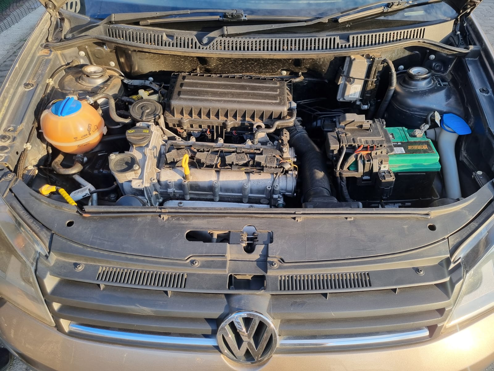 
								2015 Volkswagen Polo Vivo 1.4 Manual For Sale – R150,000 full									