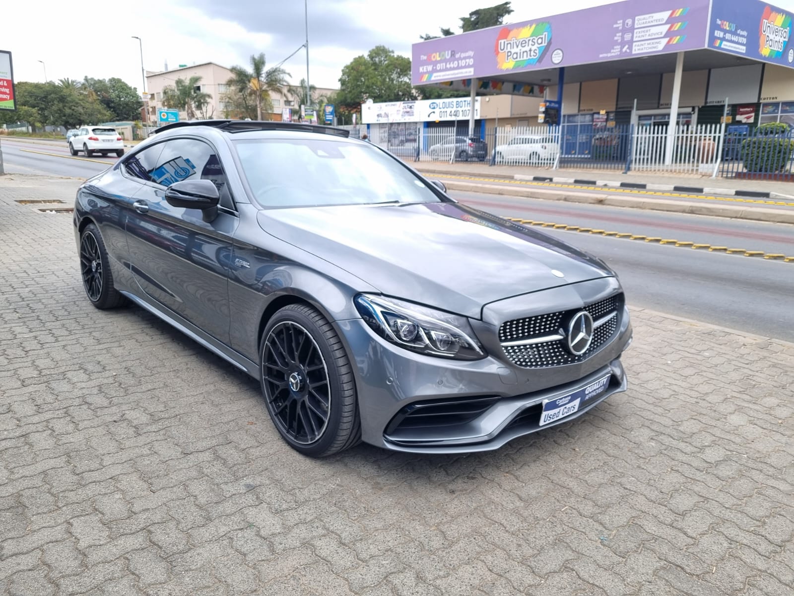 
								2017 Mercedes-AMG C43 3.0 V6 Automatic For Sale – R490,000 full									