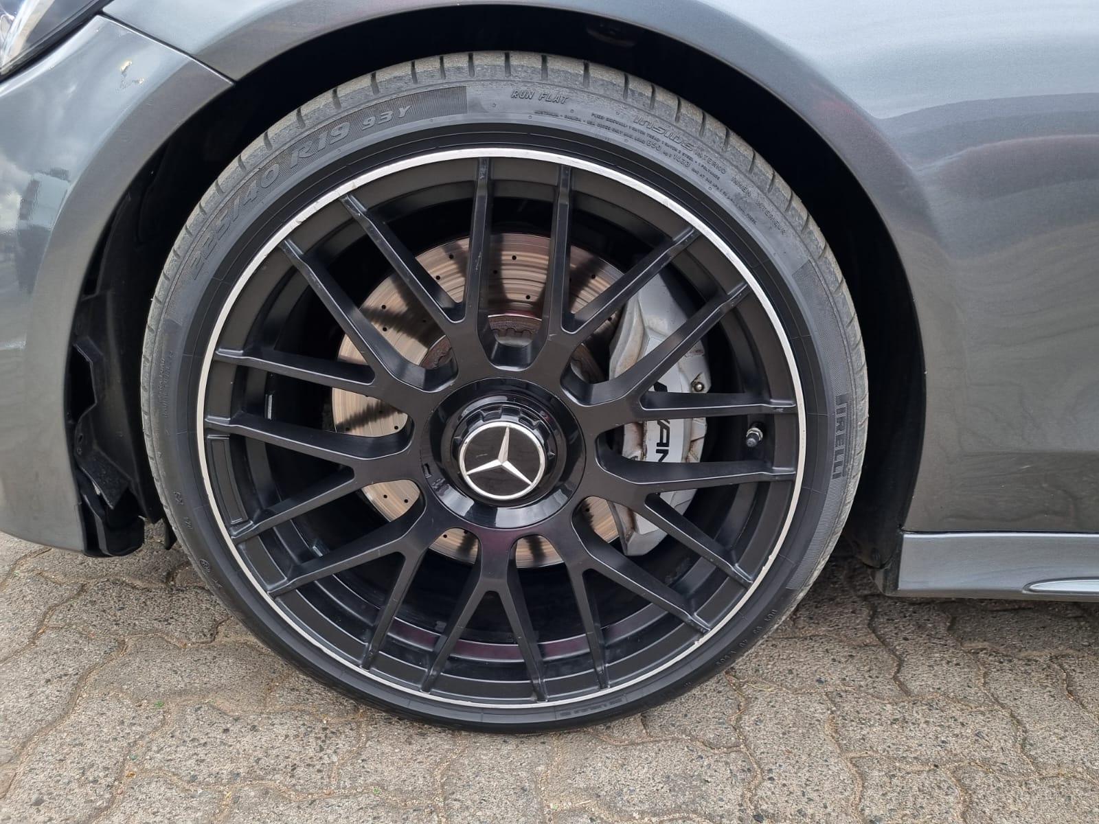 
								2017 Mercedes-AMG C43 3.0 V6 Automatic For Sale – R490,000 full									