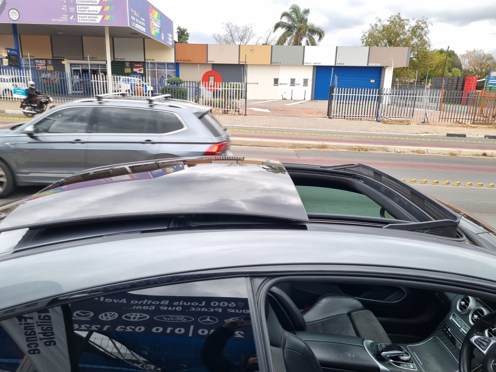 
								2017 Mercedes-AMG C43 3.0 V6 Automatic For Sale – R490,000 full									